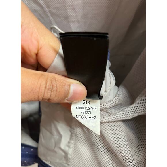 THE NORTH FACE - RESOLVE PARKA / M / Blue polka dot - Picture 8 of 9